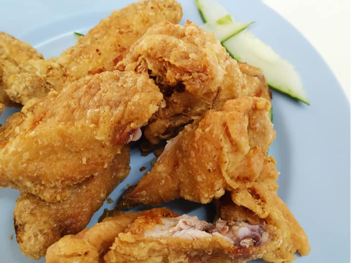 Cheap, Crispy & Yummy Fried Chicken Wings @ Veerasamy Road